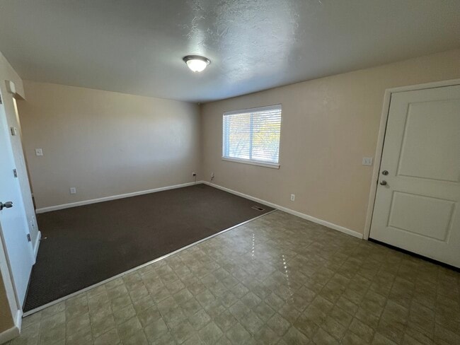 2173 S State St, Unit 2 in Provo, UT - Building Photo - Building Photo