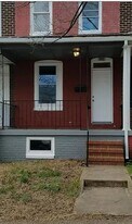 1519 Popland St in Baltimore, MD - Building Photo