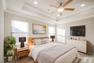 1061 Lakeview Dr in Centerton, AR - Foto de edificio - Building Photo