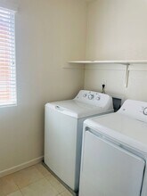 2912 Portage Way in Sacramento, CA - Building Photo - Building Photo