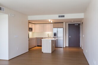 888 Kapiolani Blvd in Honolulu, HI - Foto de edificio - Building Photo