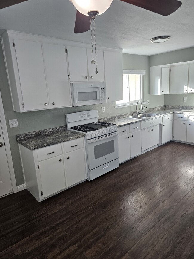 316 Crocker St, Unit Templeton