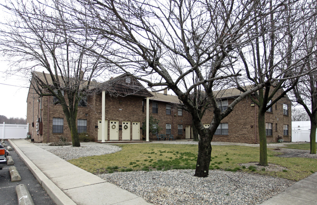 Ivy Hill Apartments in Woodbridge, NJ - Foto de edificio