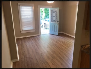 538 Walnut St in Tupelo, MS - Building Photo - Building Photo