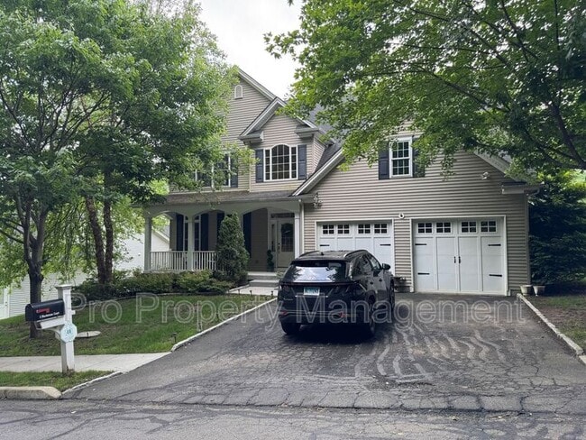 property at 2 Blackstone Ct