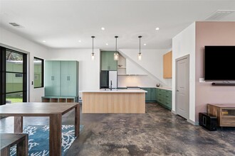 5928 Lux St in Austin, TX - Building Photo - Building Photo
