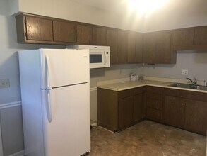 815 Melanie St in Durham, NC - Building Photo - Building Photo