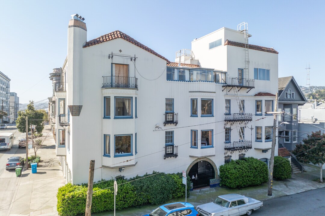 201 Waller St in San Francisco, CA - Foto de edificio