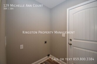 129 Michelle Ann Ct in Harrodsburg, KY - Building Photo - Building Photo