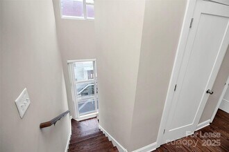 2040 Atherton Heights Ln in Charlotte, NC - Building Photo - Building Photo
