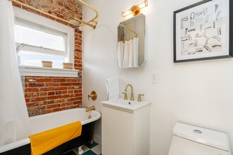 The Arts in Glendale, CA - Building Photo - Interior Photo