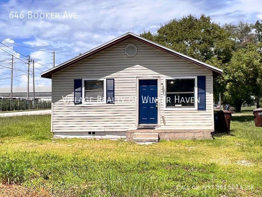 646 Booker Ave in Lake Wales, FL - Foto de edificio