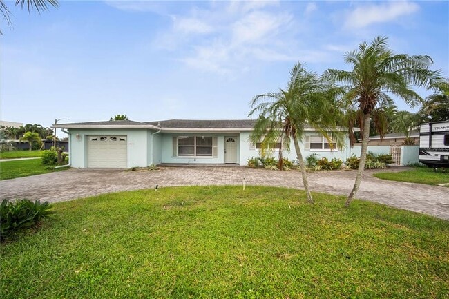 10237 Tarpon Dr in Treasure Island, FL - Building Photo - Building Photo