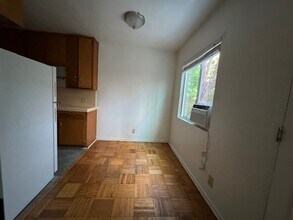 1722 Armacost Ave, Unit Unit1 in Los Angeles, CA - Building Photo - Building Photo