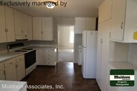 1814 W 17th St photo'