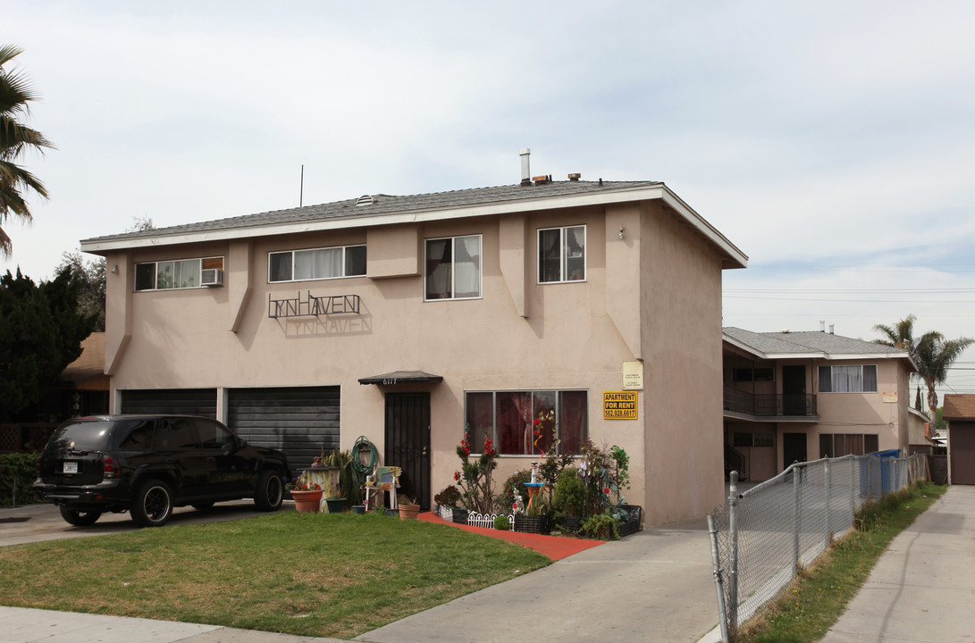 LynHaven in Maywood, CA - Building Photo