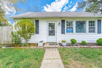1313 St Michaels Ln in Richmond, VA - Building Photo - Building Photo