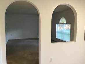 2606 Sheila Dr in Apopka, FL - Foto de edificio - Building Photo