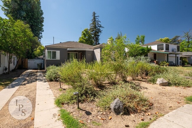 property at 210 E Harvard Ave