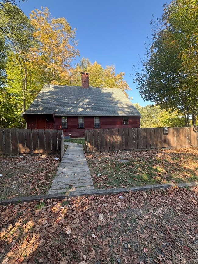 property at 2860 Whitney Ave