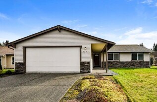 4243 SW 323rd St in Federal Way, WA - Building Photo