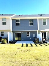 130 Elyse Overlook Lp in Sanford, NC - Building Photo - Building Photo