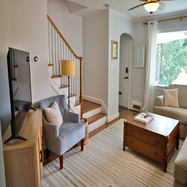 6131 1st Pl NE in Washington, DC - Building Photo - Building Photo