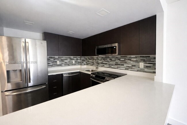 property at 16950 W Dixie Hwy