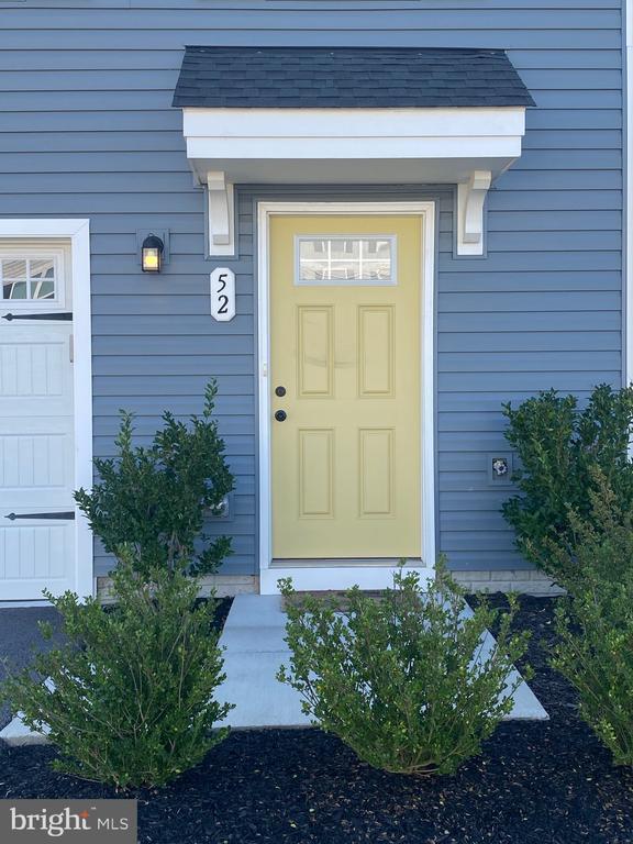 property at 52 Shubunkin Rd