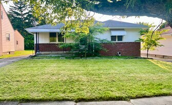 532 N Dunlap Ave in Youngstown, OH - Building Photo