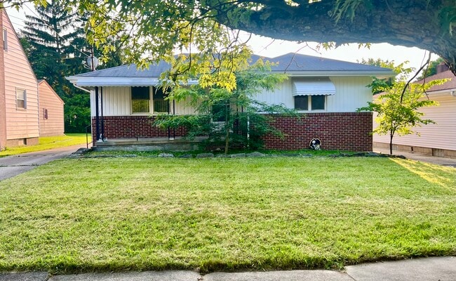 property at 532 N Dunlap Ave