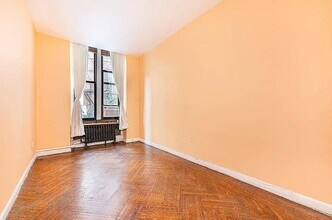 106 E 30th St in New York, NY - Building Photo - Building Photo