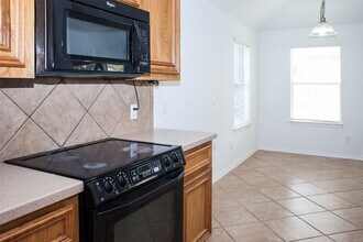 9402 Borden Bluff Ln in Houston, TX - Building Photo - Building Photo
