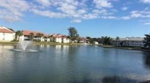 293 Cypress Point Dr in Palm Beach Gardens, FL - Building Photo