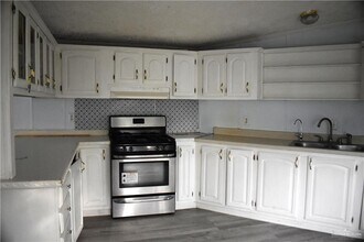 9 Banyan Ave in Pharr, TX - Building Photo - Building Photo