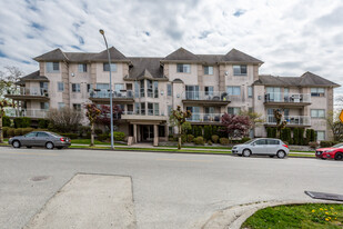 Fraser Court Terrace Apartments