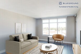 2400 W El Camino Real in Mountain View, CA - Building Photo