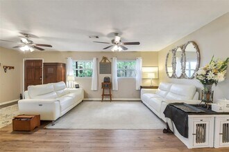 27011 Azalea Ct in Magnolia, TX - Building Photo - Building Photo
