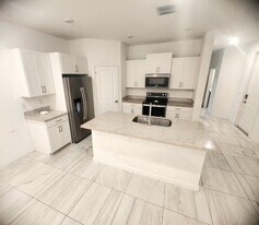 8626 Via Mar Rosso in Greenacres, FL - Building Photo