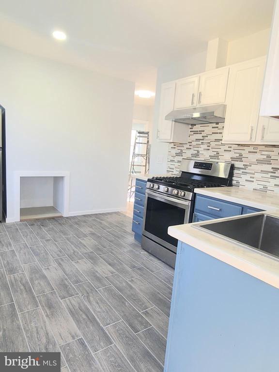 73 Oak Ln in Trenton, NJ - Building Photo - Building Photo