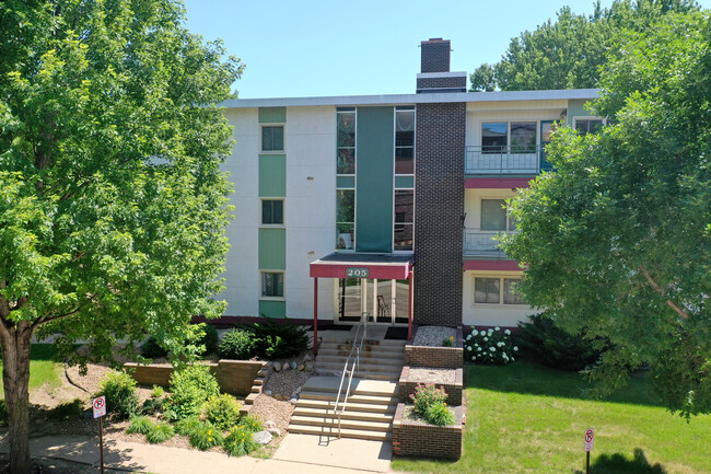 Carriage Hill in Sioux Falls, SD - Foto de edificio - Building Photo