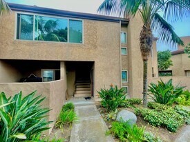 16973 Bluewater Ln in Huntington Beach, CA - Building Photo
