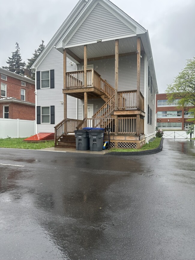 76 Edwards St in Hartford, CT - Building Photo - Building Photo