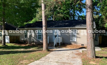 532 Parlock Rd in Irmo, SC - Building Photo - Building Photo