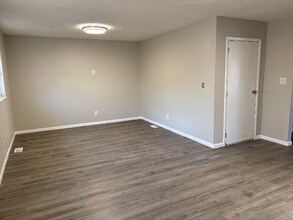 98 Stewart Ln in Germantown, OH - Building Photo - Building Photo