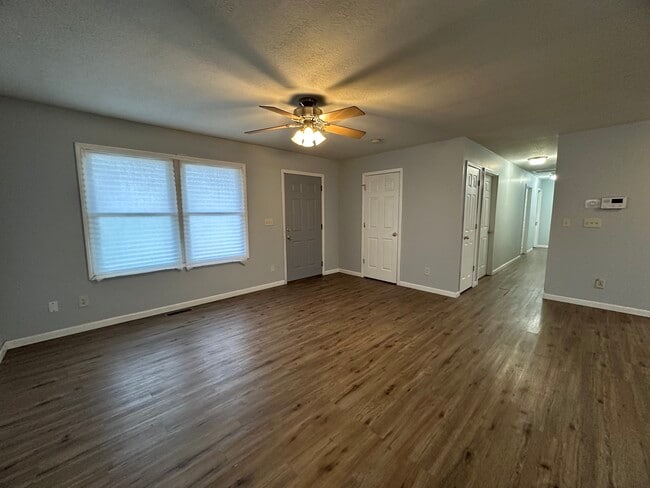 104 W Davis St in Danville, IL - Building Photo - Building Photo