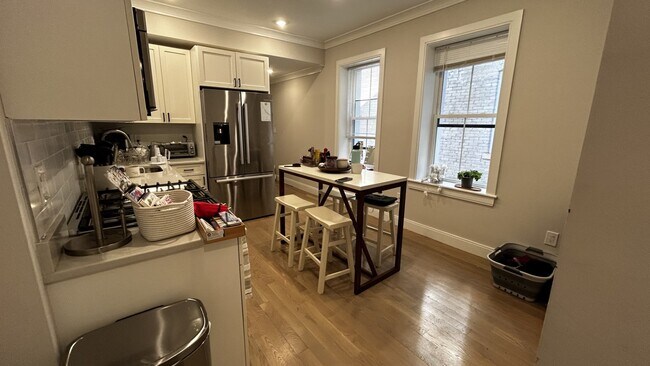 47 Englewood Ave in Boston, MA - Building Photo - Building Photo