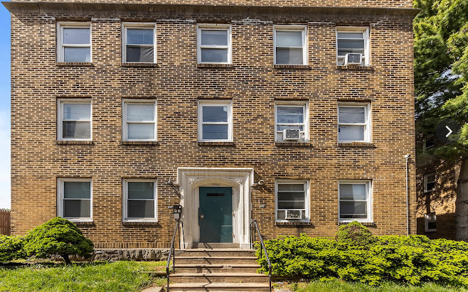 Willows Apartments in Philadelphia, PA - Building Photo