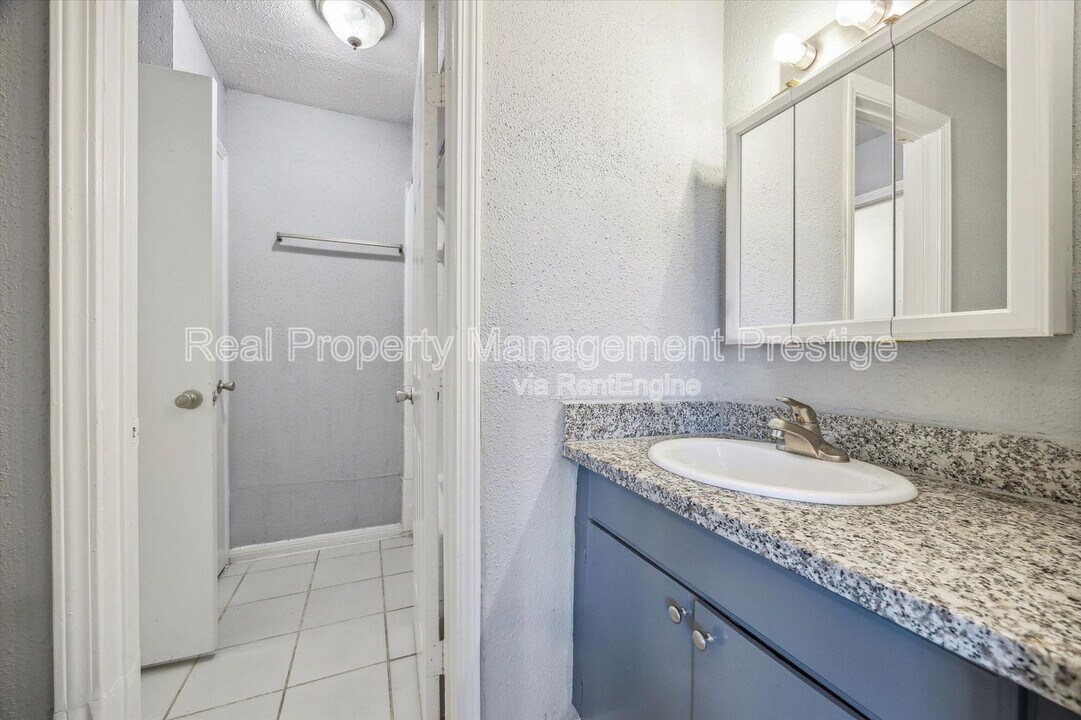3115 Falk Ct in La Porte, TX - Building Photo