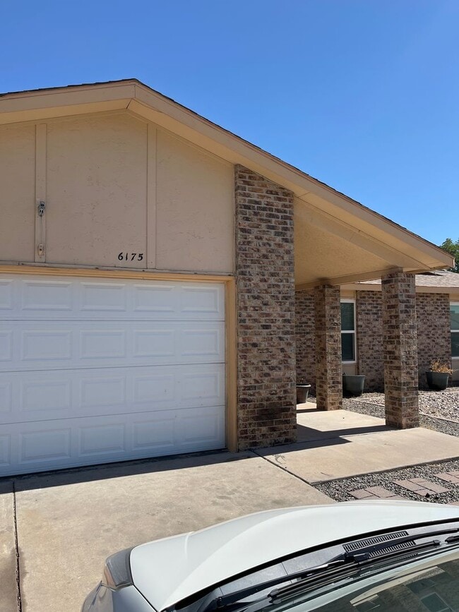 property at 6175 Roadrunner Loop NE